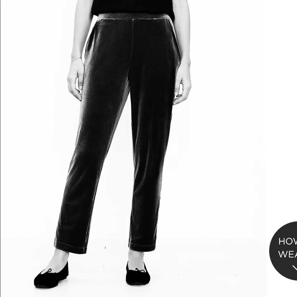 Black velvet pull on pants with side pockets.
